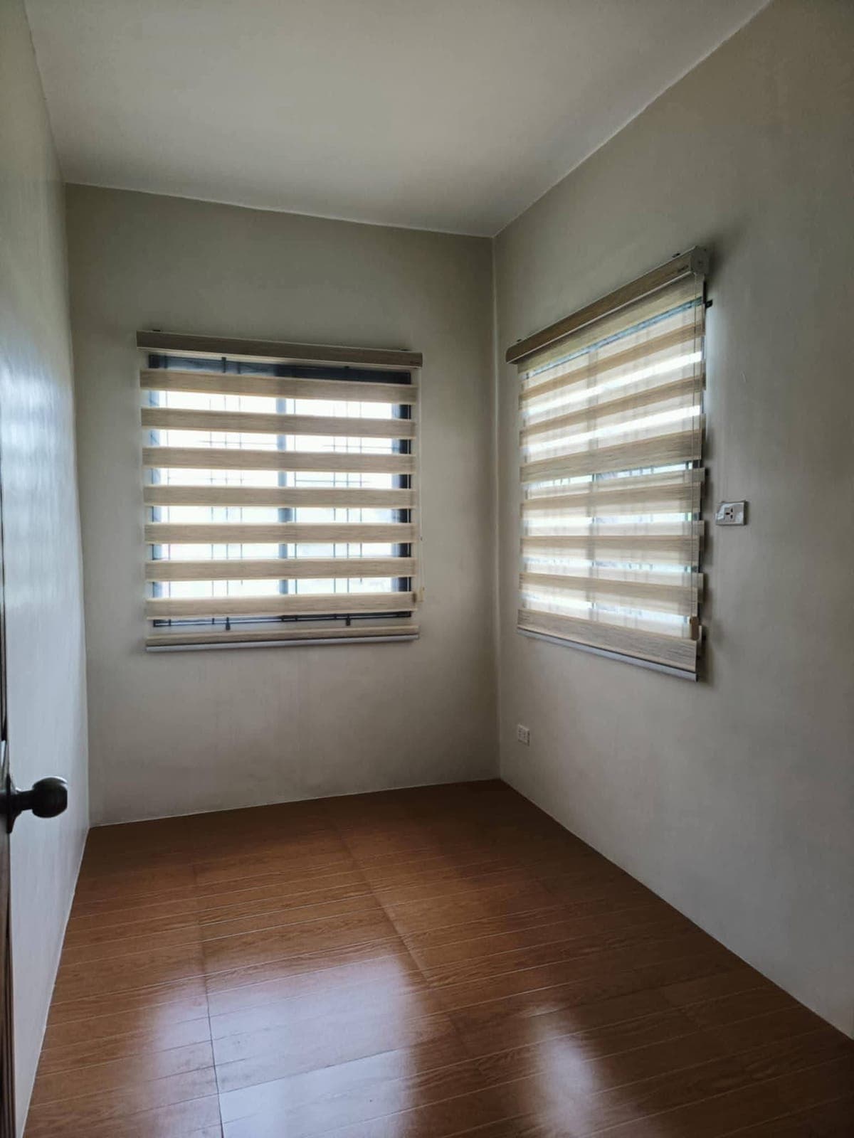 4BEDROOMS HOUSE FOR RENT TALISAY - photo 2