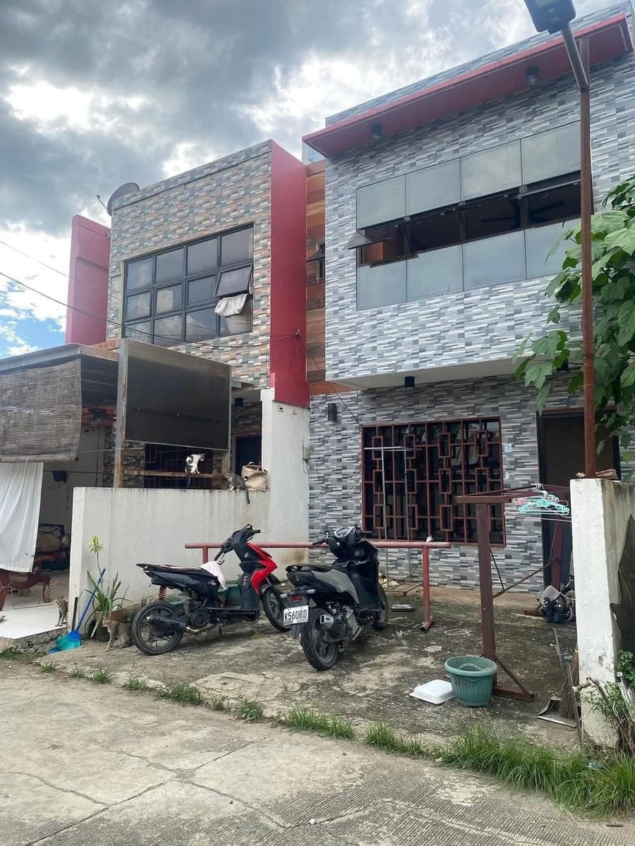🏡 FOR RENT: House with Carpark 🚗 - photo 1