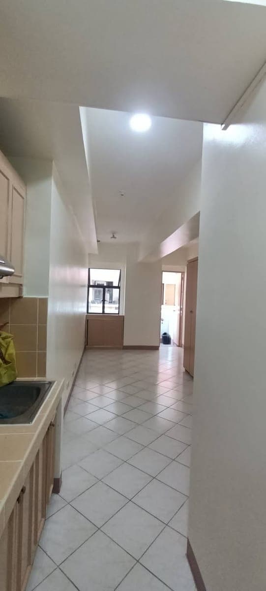 For Rent at Cityland Vito Cruz Tower 2 Pablo Ocampo Ave Malate Manila - photo 1