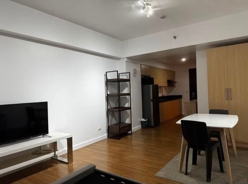 Studio unit for rent/lease in Verve residences, High street BGC, taguig - photo 3