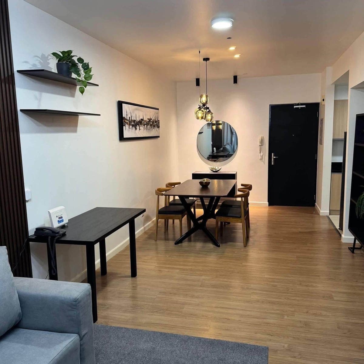 For Lease: 1 Bedroom in The Meranti Tower of Two Serendra BGC, Taguig City - photo 4