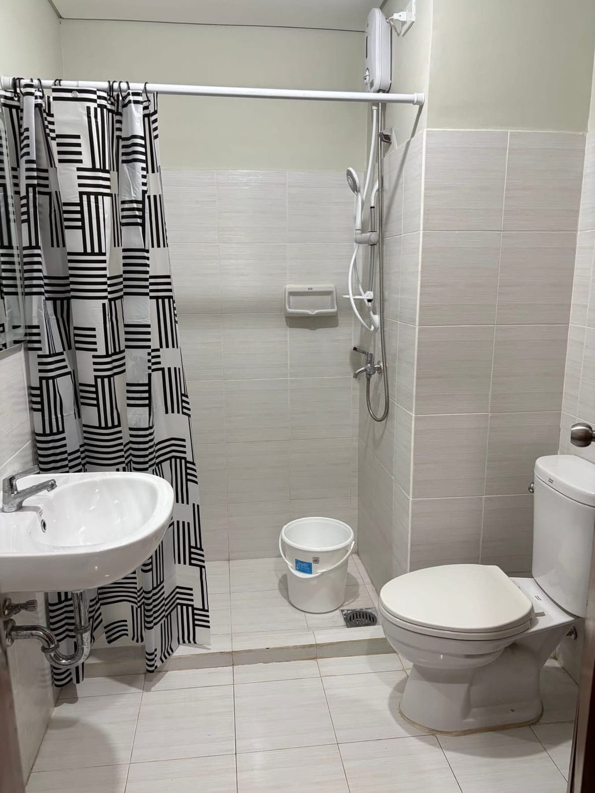 FOR RENT MIVESA LAHUG - photo 2