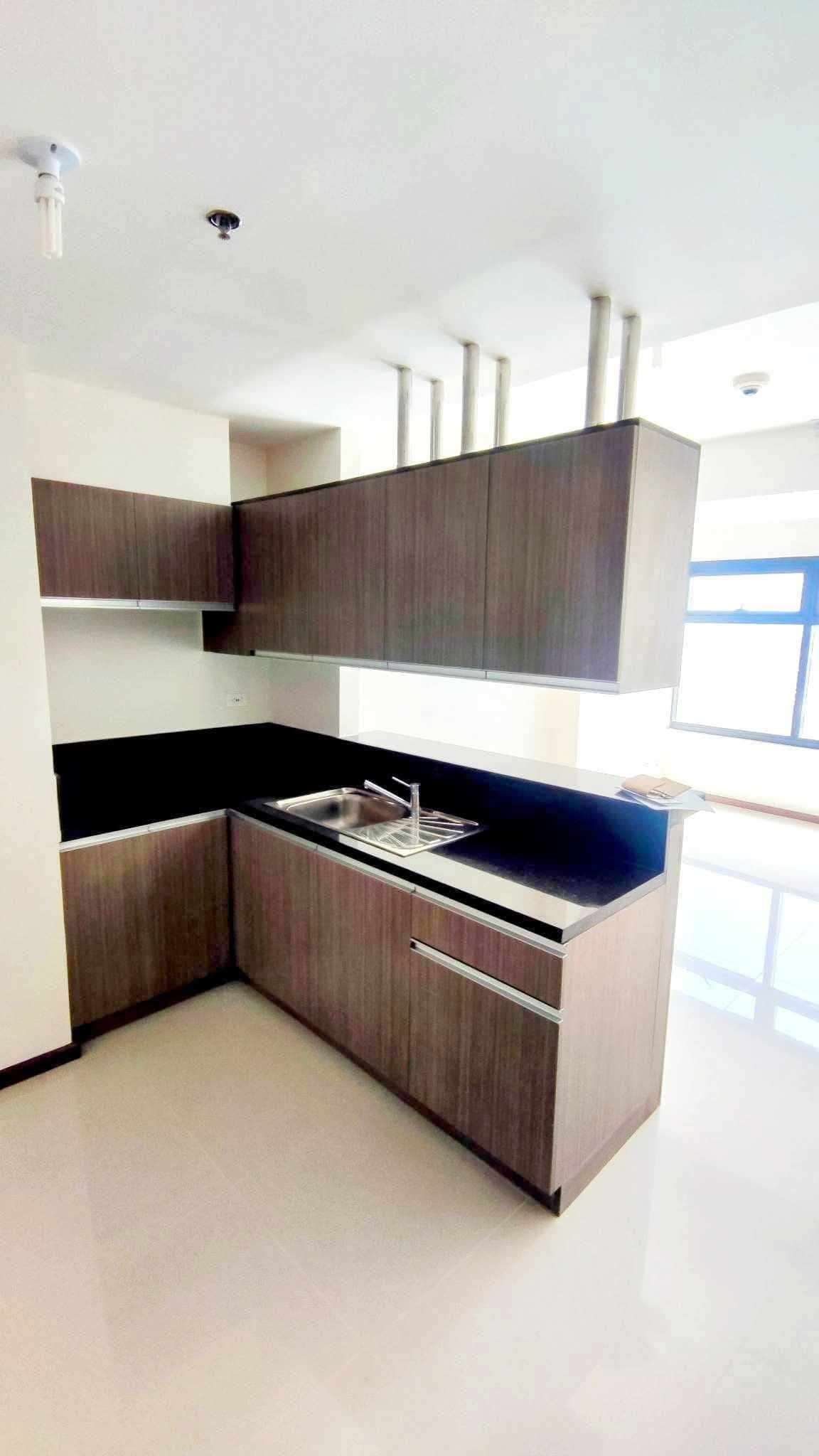 𝗙𝗢𝗥 𝗥𝗘𝗡𝗧 - photo 16