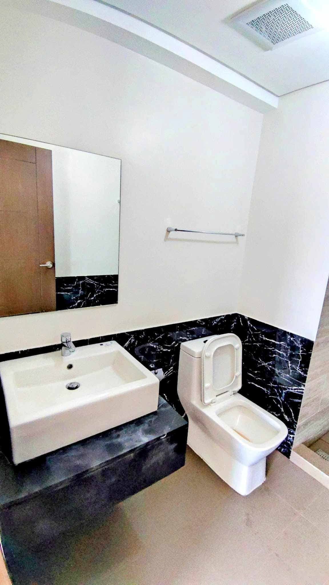 𝗙𝗢𝗥 𝗥𝗘𝗡𝗧 - photo 4