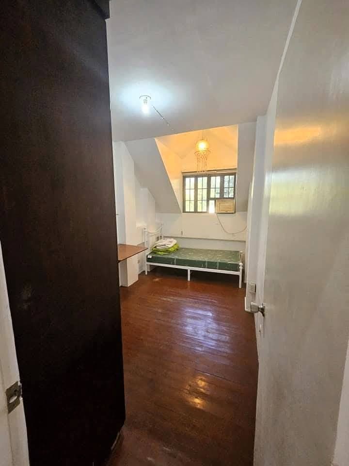 🏡 𝐇𝐎𝐔𝐒𝐄 𝐅𝐎𝐑 𝐑𝐄𝐍𝐓 𝐢𝐧 𝐌𝐚𝐧𝐝𝐚𝐮𝐞 𝐂𝐢𝐭𝐲 | 𝐍𝐞𝐰𝐥𝐲 𝐑𝐞𝐧𝐨𝐯𝐚𝐭𝐞𝐝 𝟐-𝐒𝐭𝐨... - photo 2