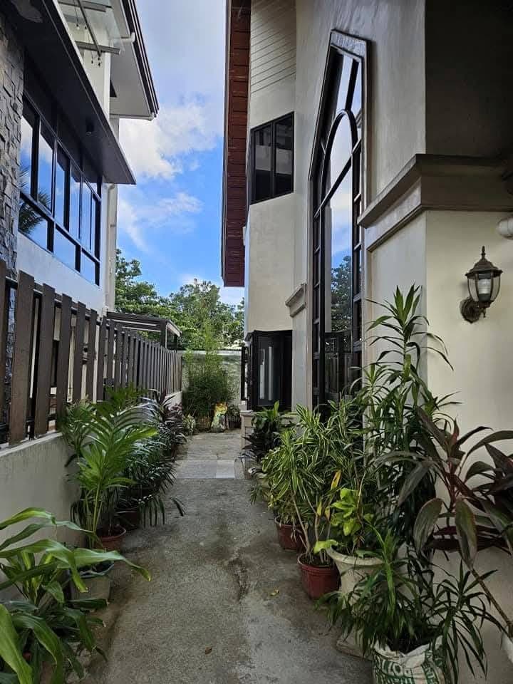 🏡 𝐇𝐎𝐔𝐒𝐄 𝐅𝐎𝐑 𝐑𝐄𝐍𝐓 𝐢𝐧 𝐌𝐚𝐧𝐝𝐚𝐮𝐞 𝐂𝐢𝐭𝐲 | 𝐍𝐞𝐰𝐥𝐲 𝐑𝐞𝐧𝐨𝐯𝐚𝐭𝐞𝐝 𝟐-𝐒𝐭𝐨... - photo 4