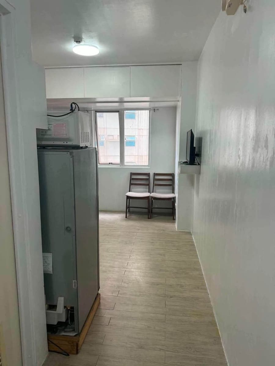 Studio Condo Unit for Rent - photo 3