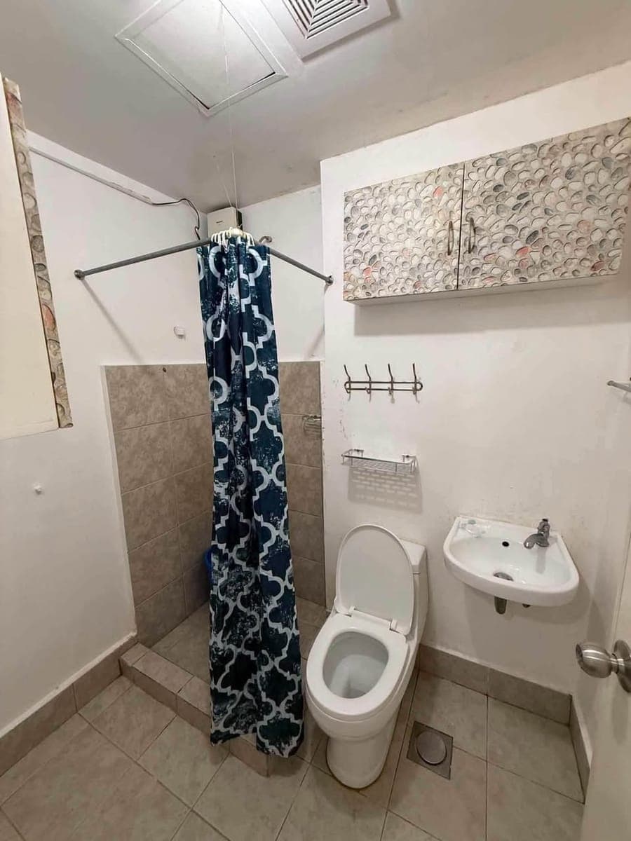 Studio Condo Unit for Rent - photo 4