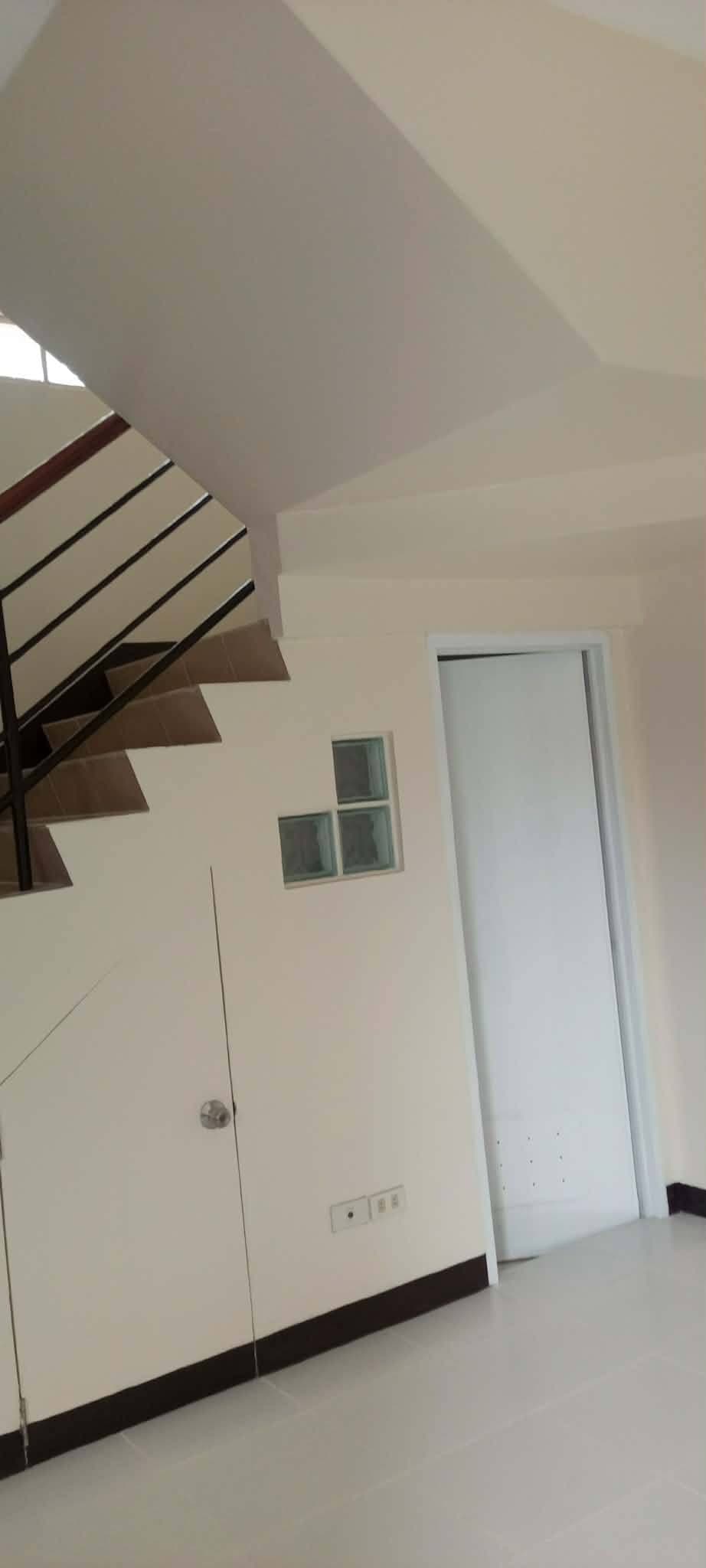 TOWNHOUSE FOR RENT, NEAR LANDERS & AYALA - photo 6