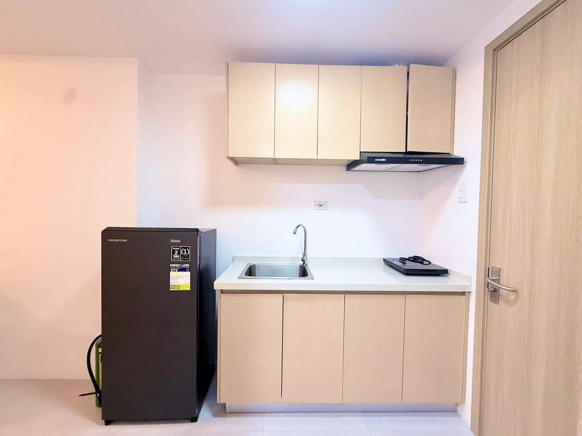 𝑪𝑰𝑻𝒀 𝑪𝑳𝑶𝑼 𝑪𝑶𝑵𝑫𝑶 𝑭𝑶𝑹 𝑹𝑬𝑵𝑻 - photo 1