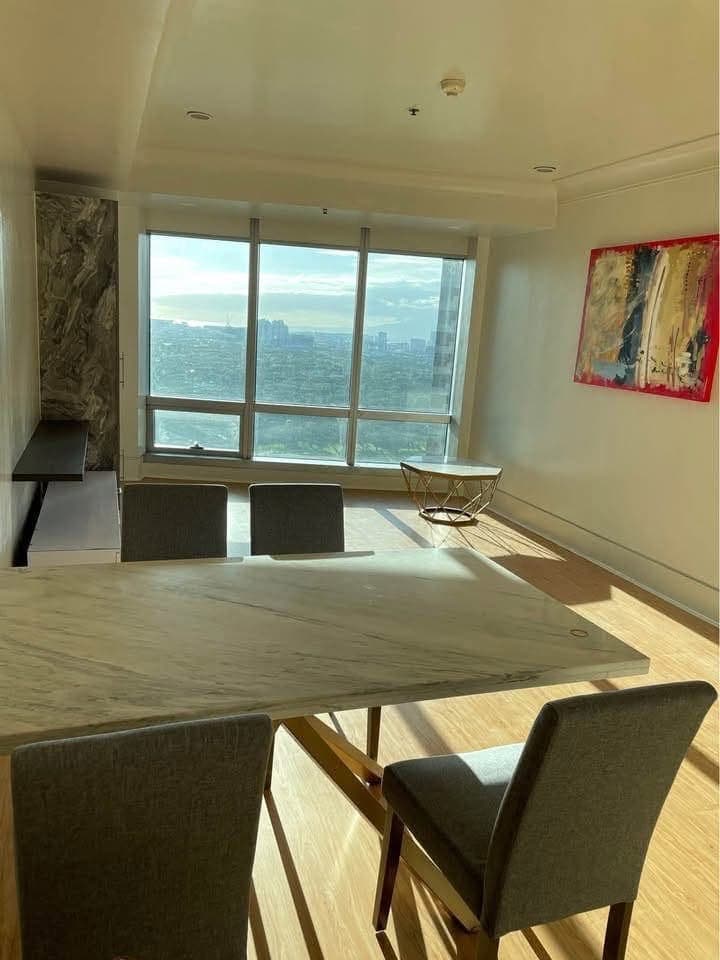 FOR LEASE: Semi Furnished 2 Bedroom with Maid's Room unit at One Mckinley Place, BGC - photo 1