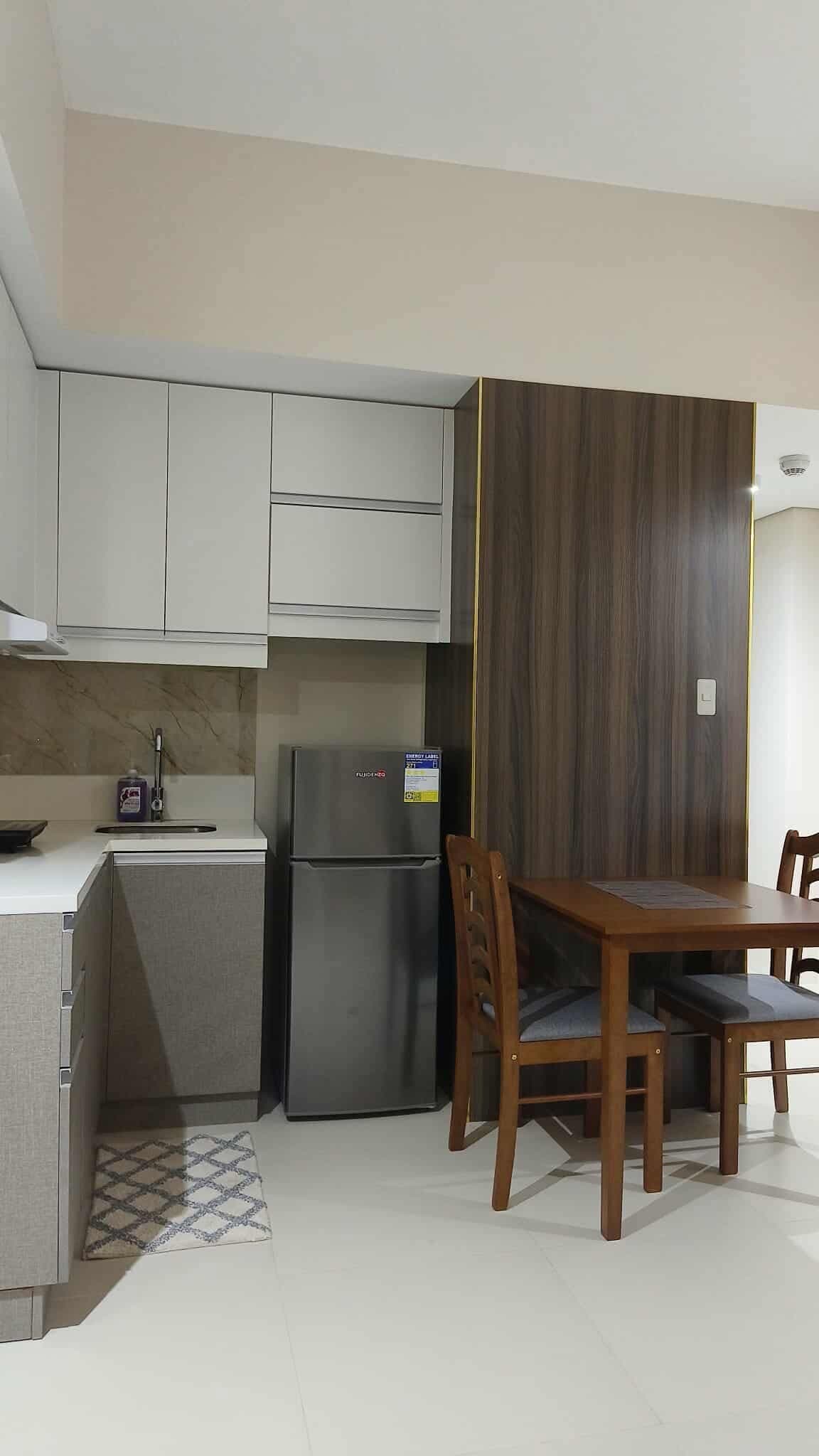 DL-The most sought-after condominium in uptown is here! Close to everything that matters. - photo 4