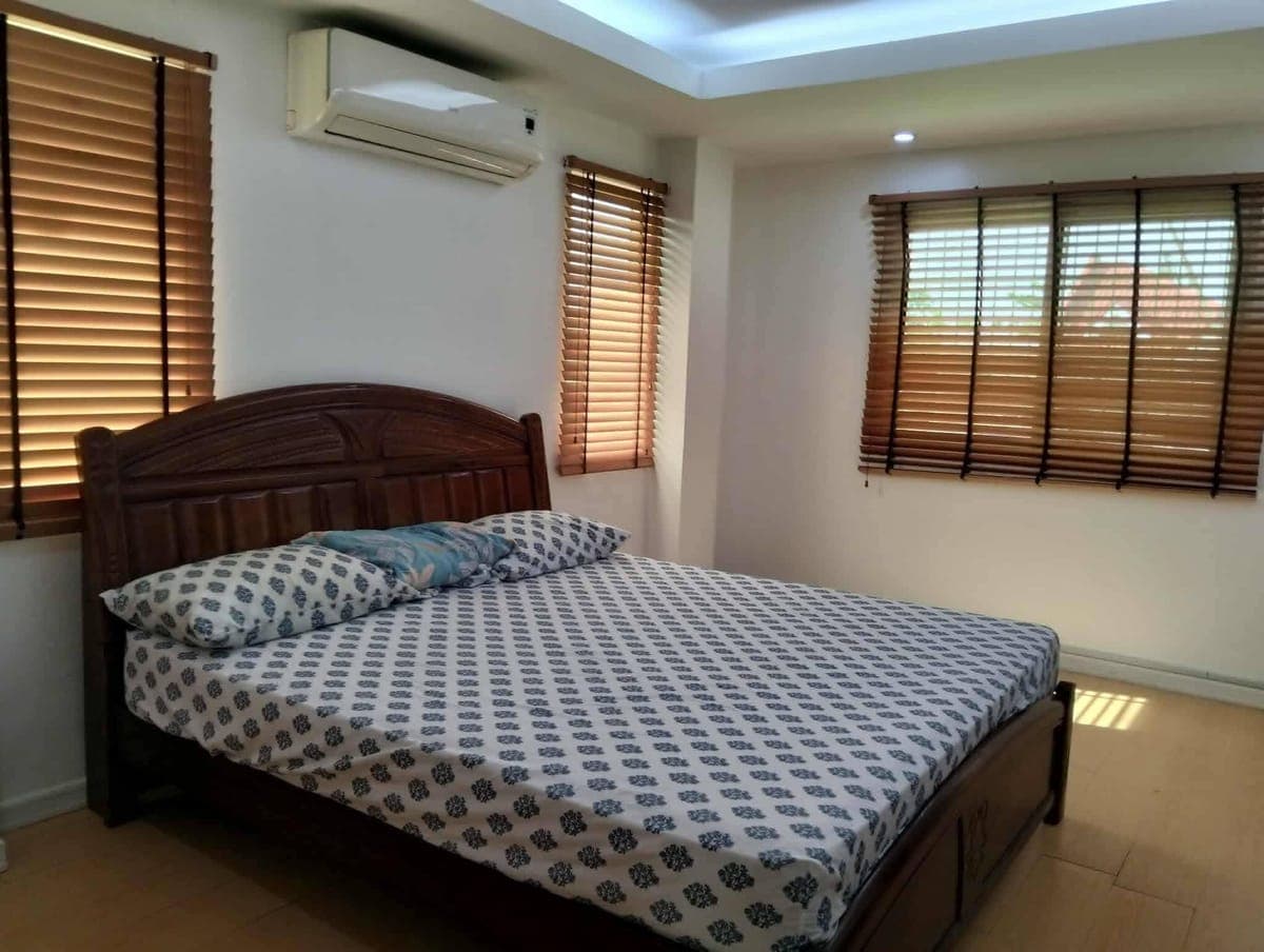 🏡 SPACIOUS 2-STOREY HOUSE FOR RENT - photo 6