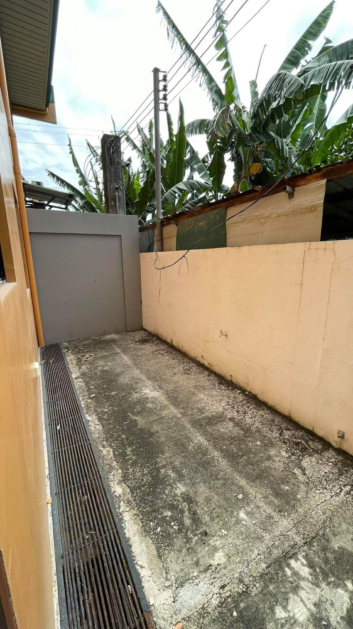 TALAMBAN TREASURE: 3-Bedroom Home for Rent/Sale! 🏠 - photo 1