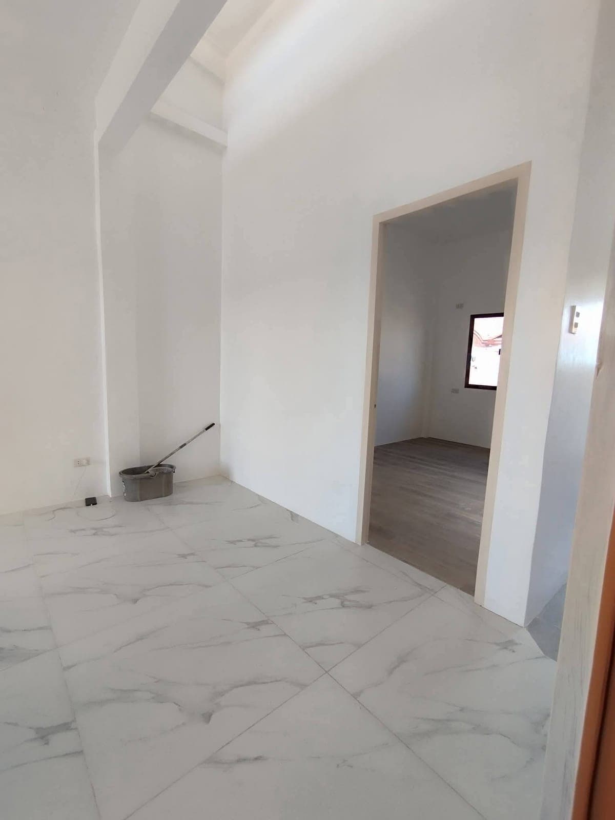 18k per month Newly built - photo 5