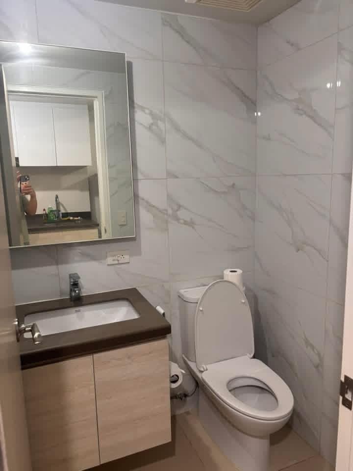 MANDANI STUDIO  SEA VIEW FOR RENT At ₱24k Include condo Association Dues - photo 1