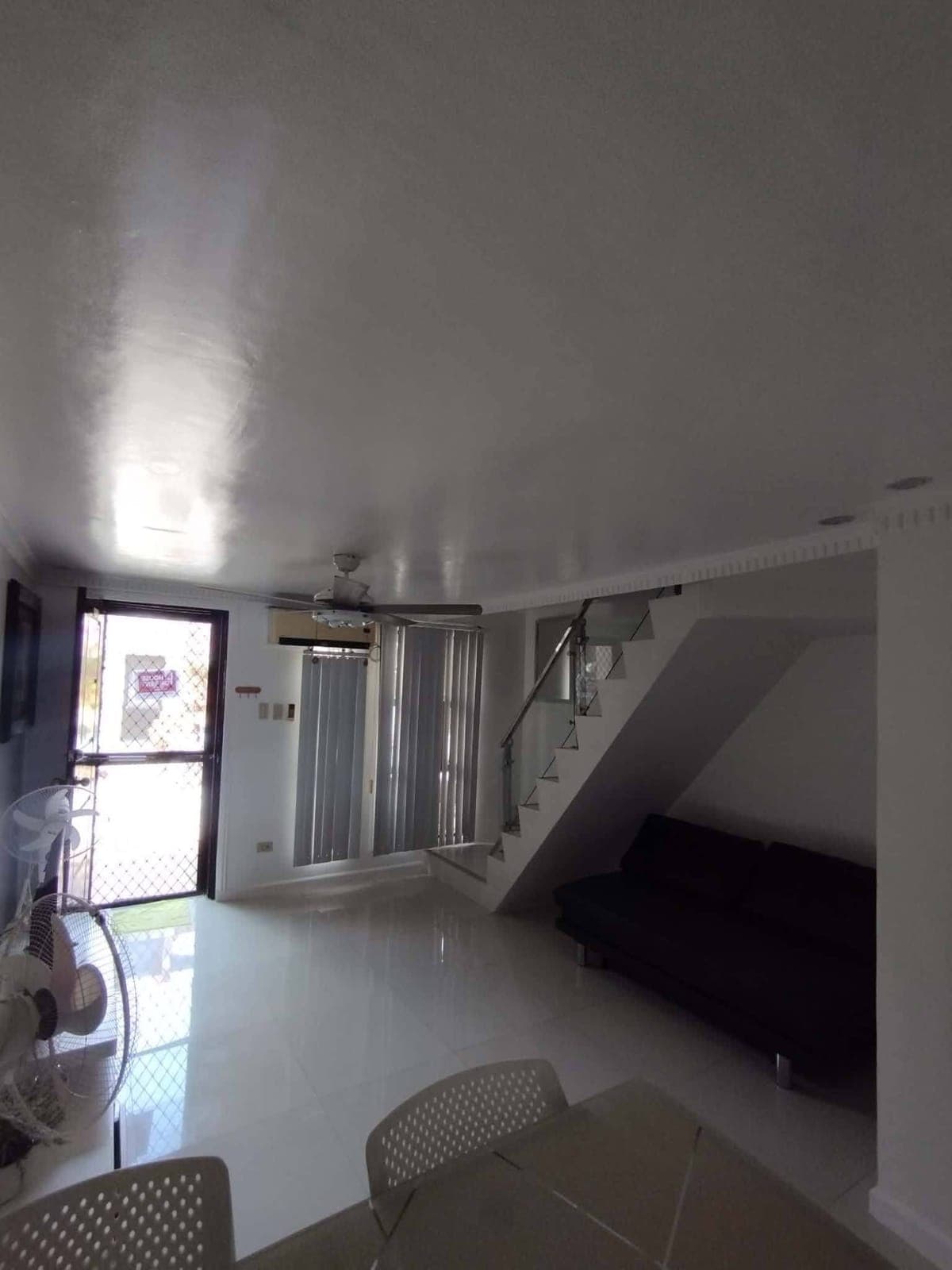 For Rent 3 Bedrooms Fully Furnished 2 Storey House @P20K/mo in Portville Mactan - photo 3