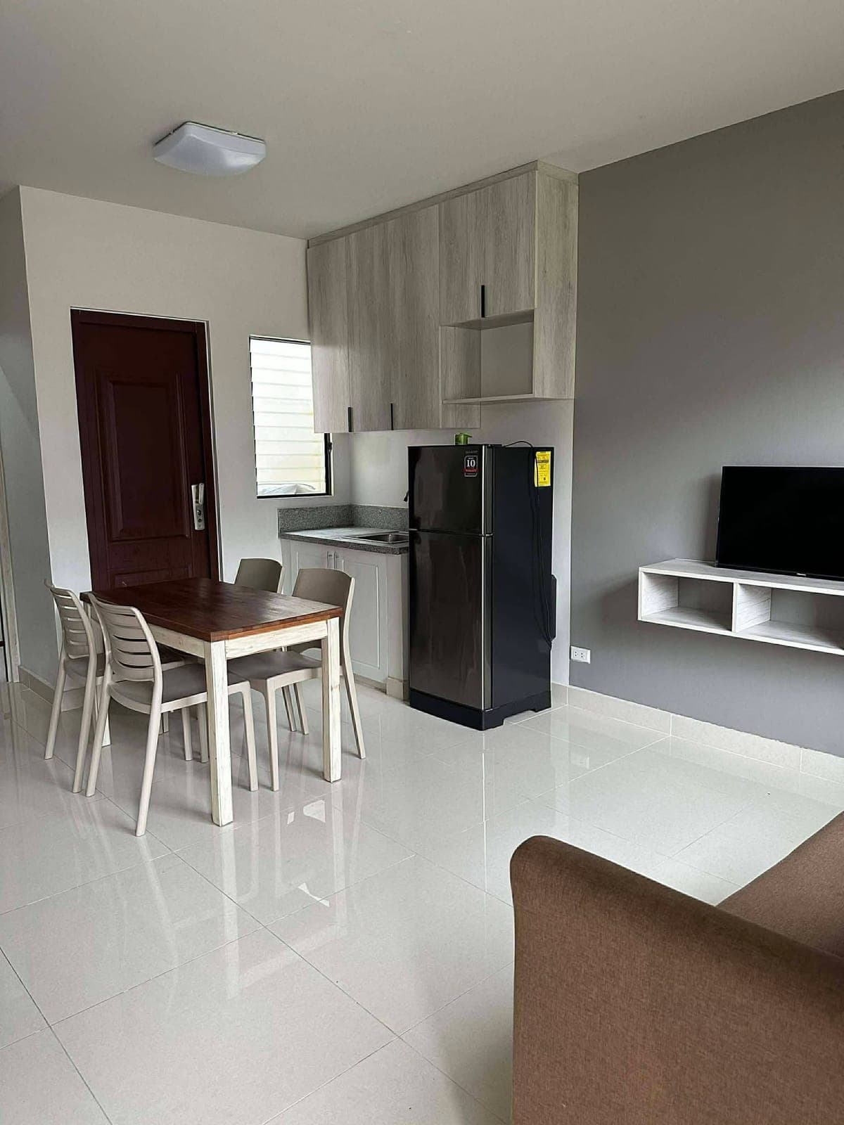 For rent 2 storey unit - photo 7