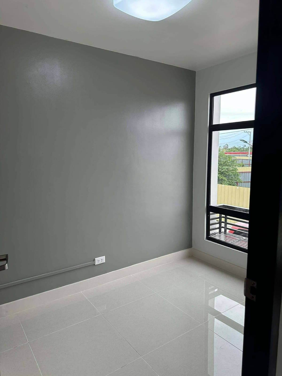 For rent 2 storey unit - photo 8