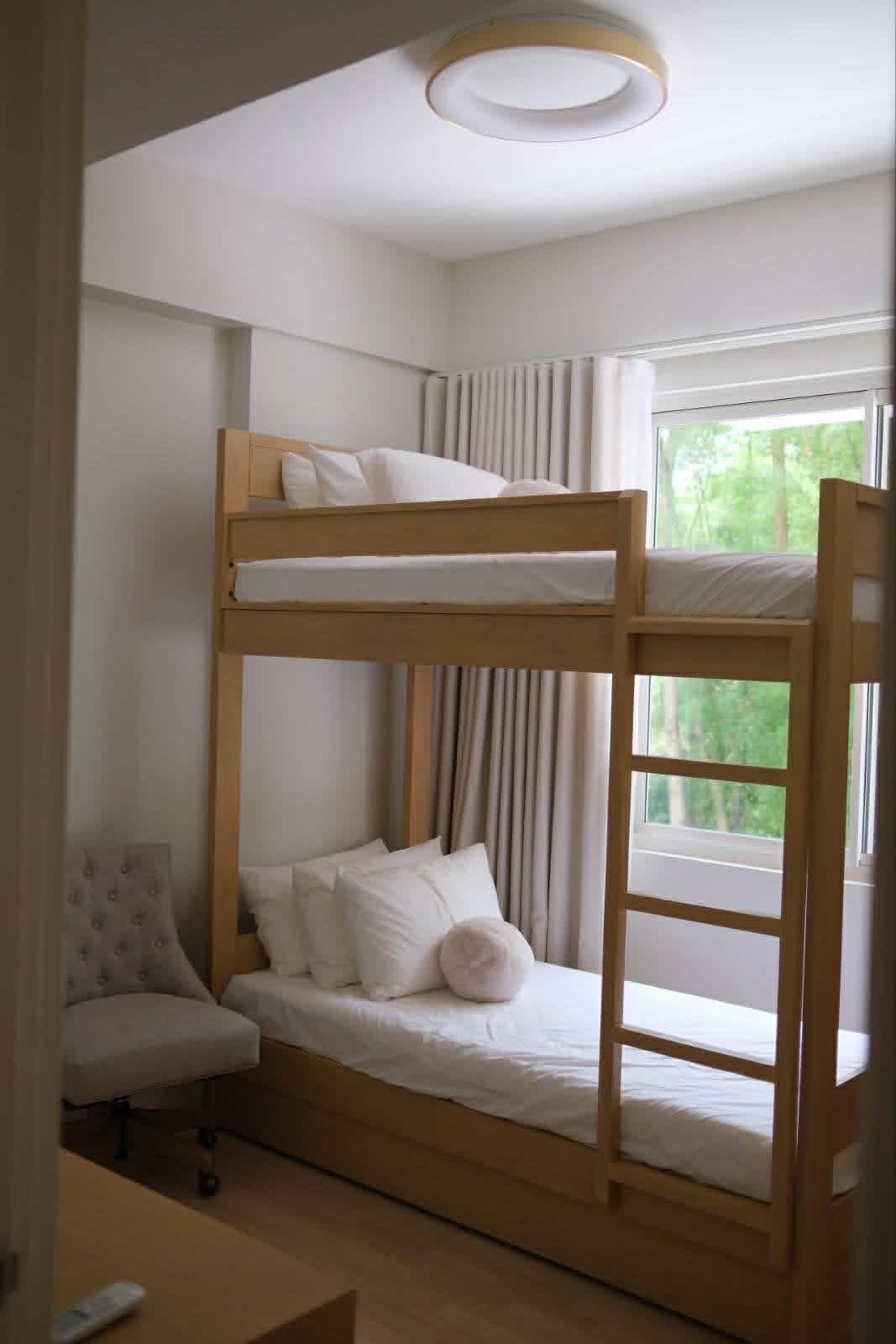 𝐅𝐎𝐑 𝐑𝐄𝐍𝐓: 2BR Condo at 32 Sanson by Rockwell✨ - photo 2