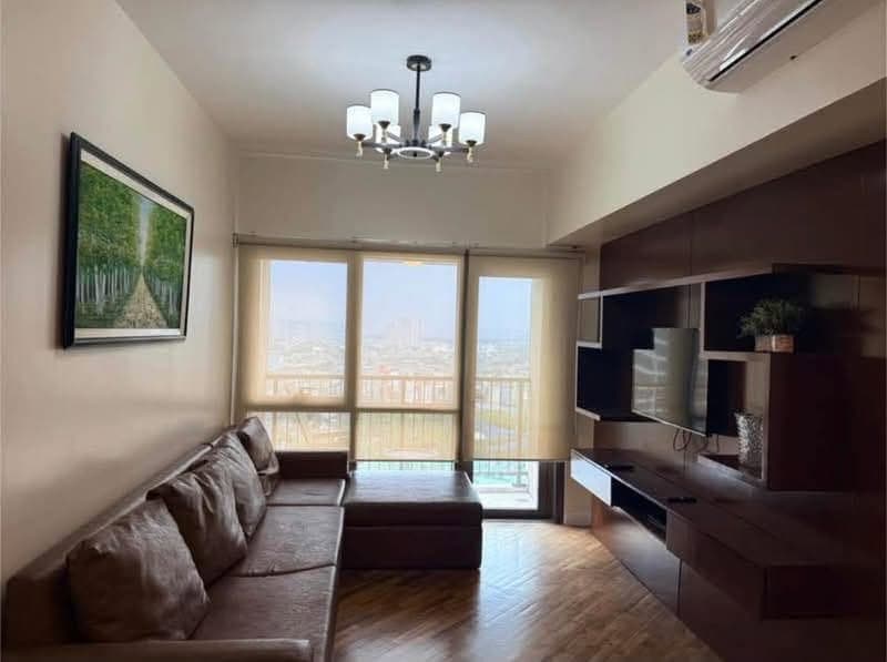 FOR LEASE: Fully furnished 1 Bedroom unit at Joya Rockwell Center, Makati - photo 1