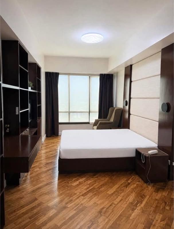 FOR LEASE: Fully furnished 1 Bedroom unit at Joya Rockwell Center, Makati - photo 3