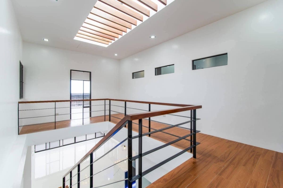 Direct 📩 🌟 Overlooking House For Sale or For Rent in Vista Grande Talisay Cebu 🌟 - photo 3