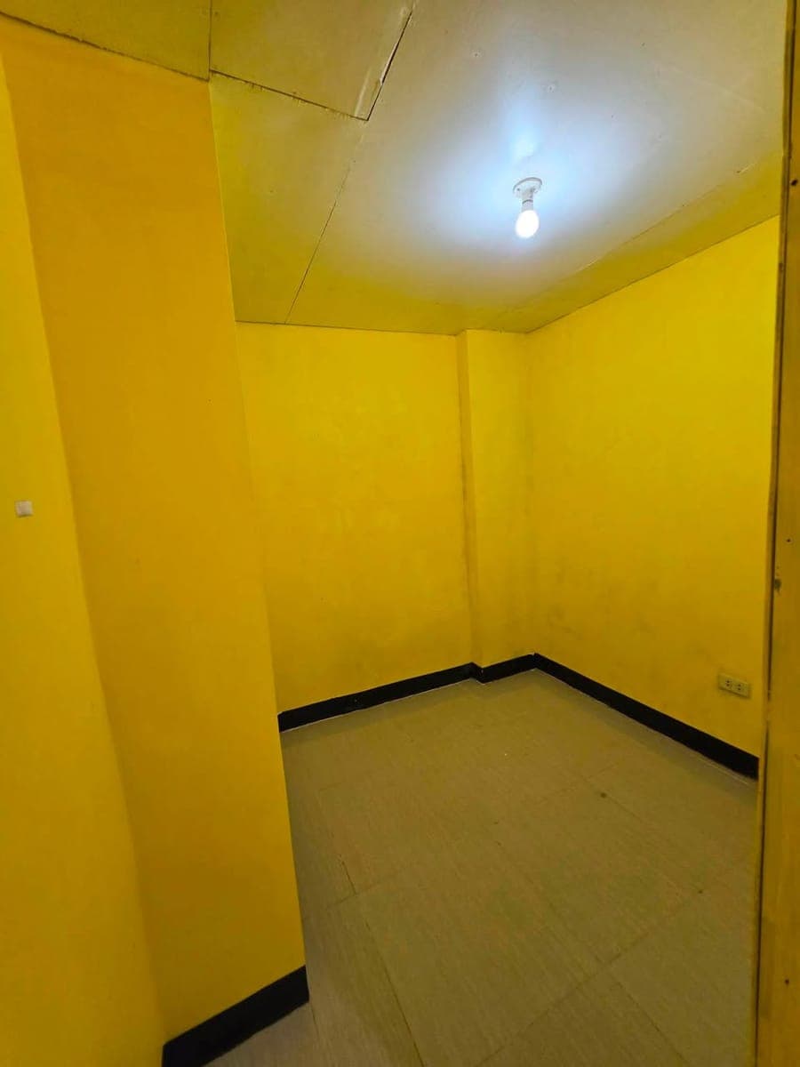 ROOM FOR RENT - photo 2