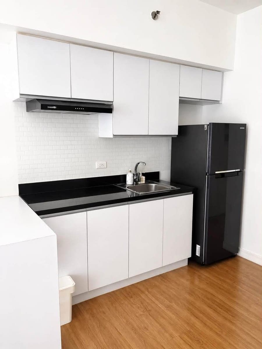 FOR RENT: THE VERANDA STUDIO UNIT (Direct) - photo 2