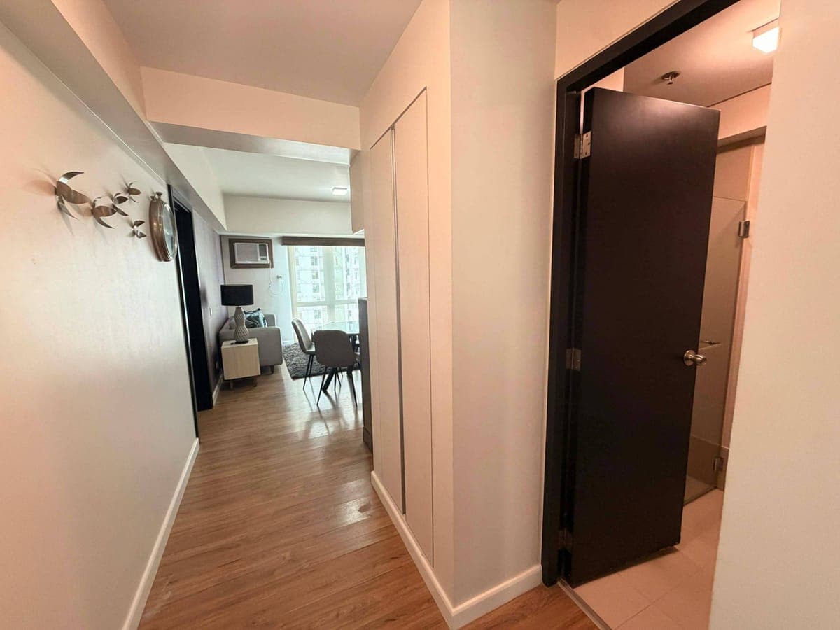 For Rent: Fully Furnished One Bedroom Unit in Solinea Tower 2 with 2 Bathrooms - photo 9