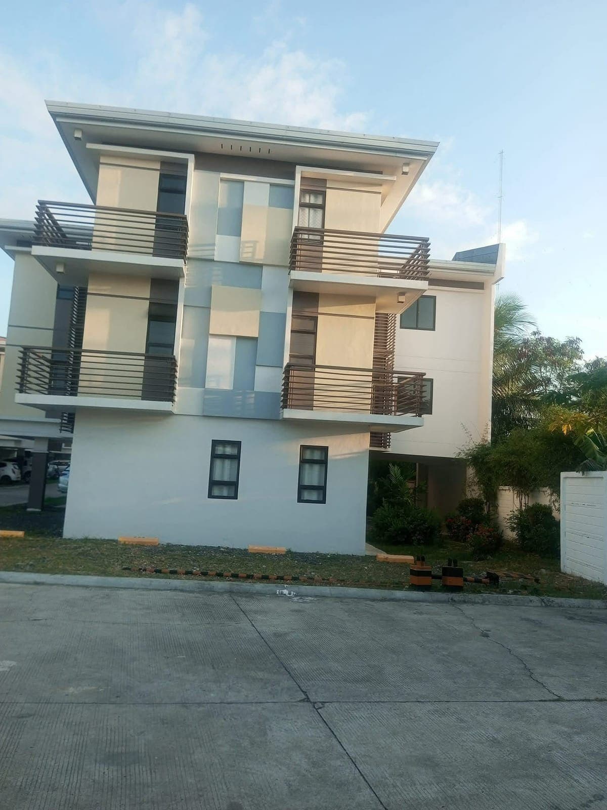 Looking for place to stay in CEBU? NEAR SM SEASIDE, NUSTAR, FREE POOL, PARKING, GYM and PLAYGround M... - photo 6