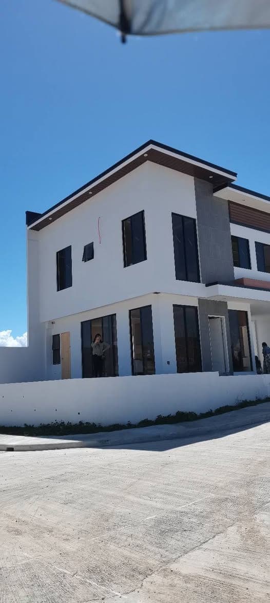 Premium house-and-lot subdivision located in Catarman, Liloan, Cebu - photo 2
