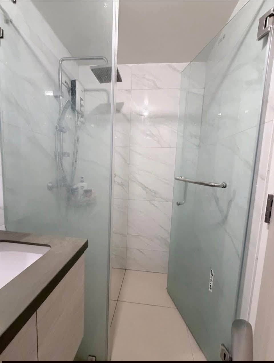 FOR RENT: Studio Unit ❗️₱23,750/month inclusive condo dues - photo 1