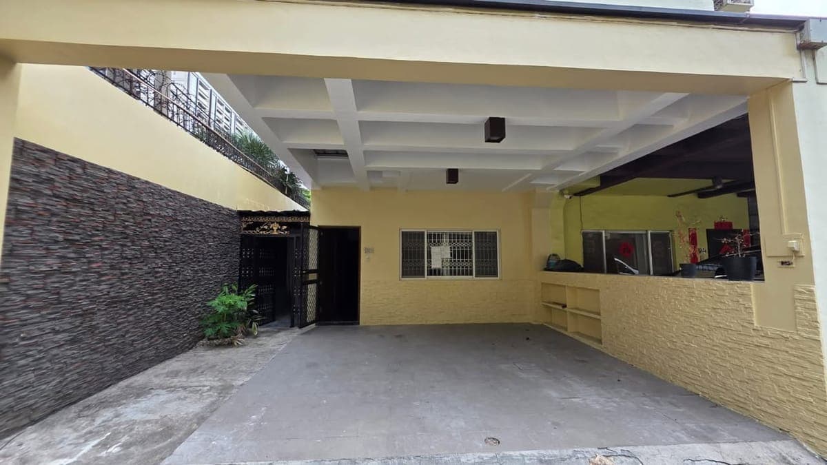 PRIME REAL ESTATE INVESTMENT ALONG MACAPAGAL AVE. 📈 - photo 2