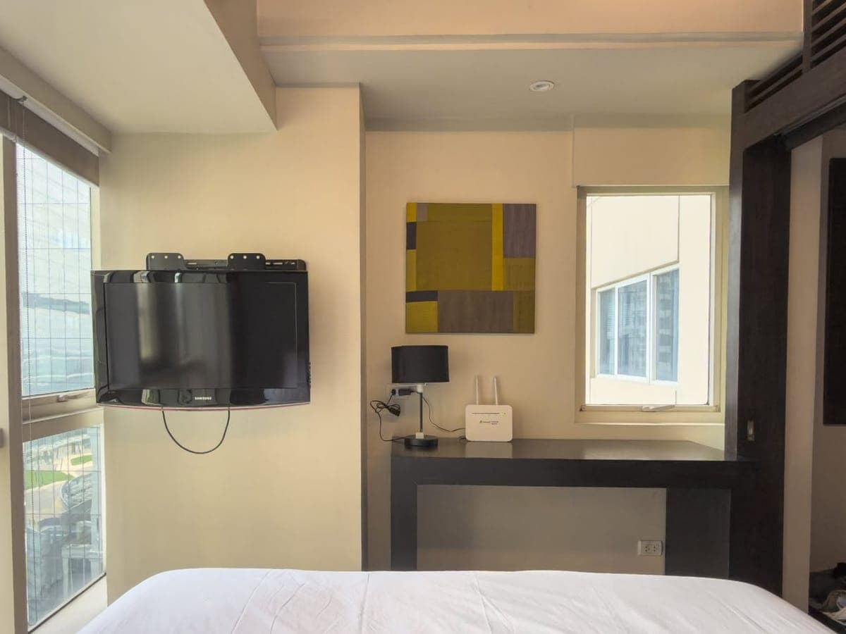 # 🏙️ FOR LEASE | South of Market Residences (SOMA), BGC - photo 2