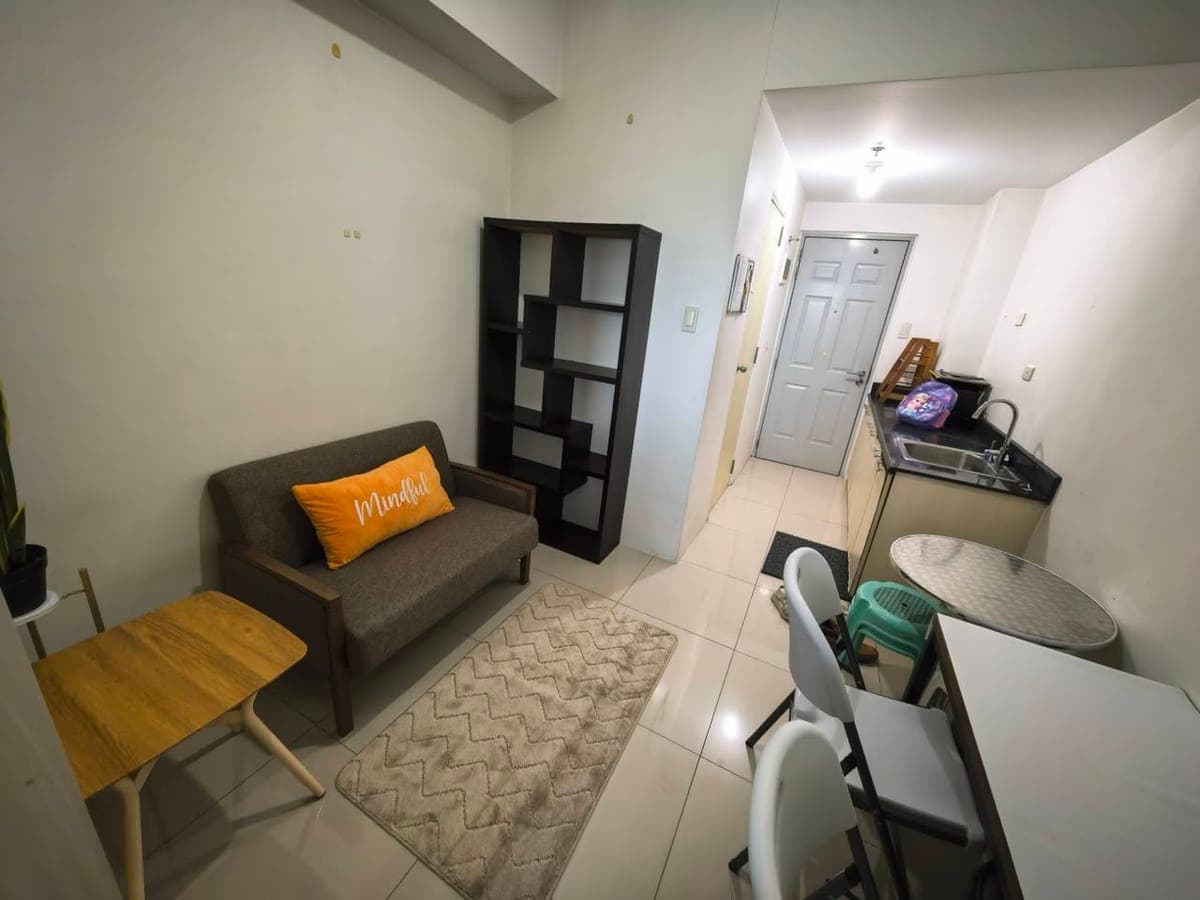 Condo Unit for Rent: - photo 3