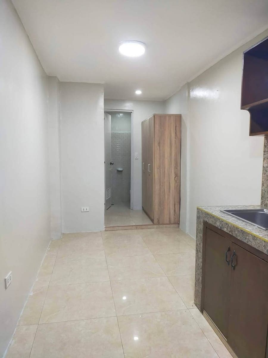 1BR apartment located in East Rembo Taguig available now - photo 3