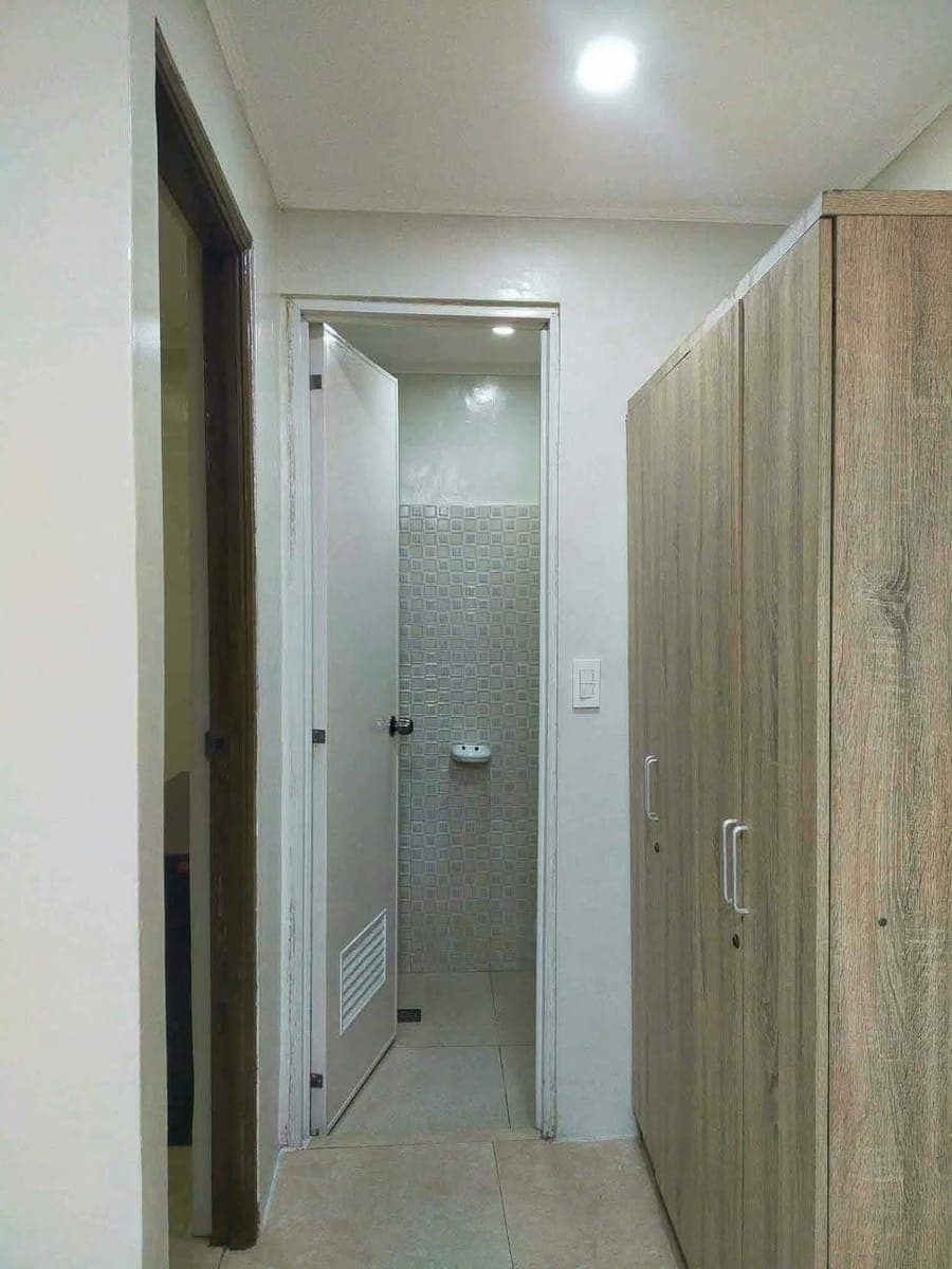 1BR apartment located in East Rembo Taguig available now - photo 5