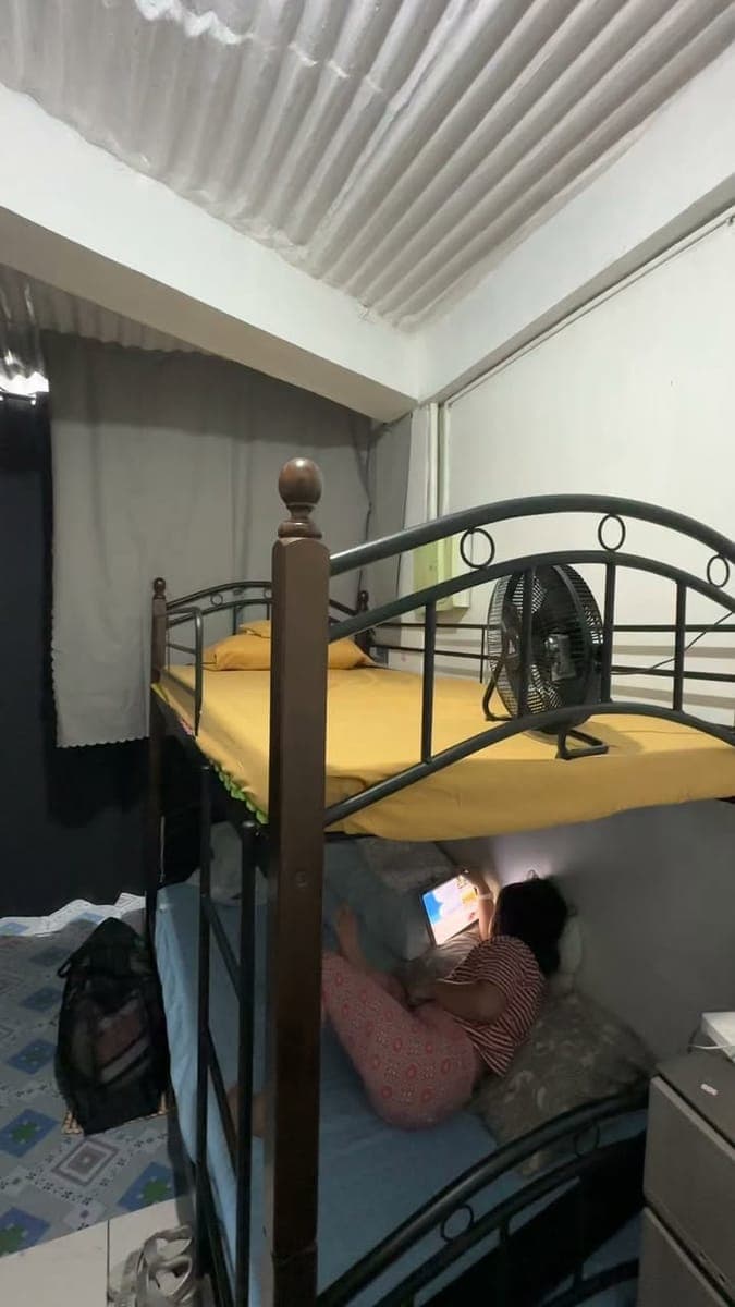 1 Female Bedspace Available (Upper Deck) - photo 1