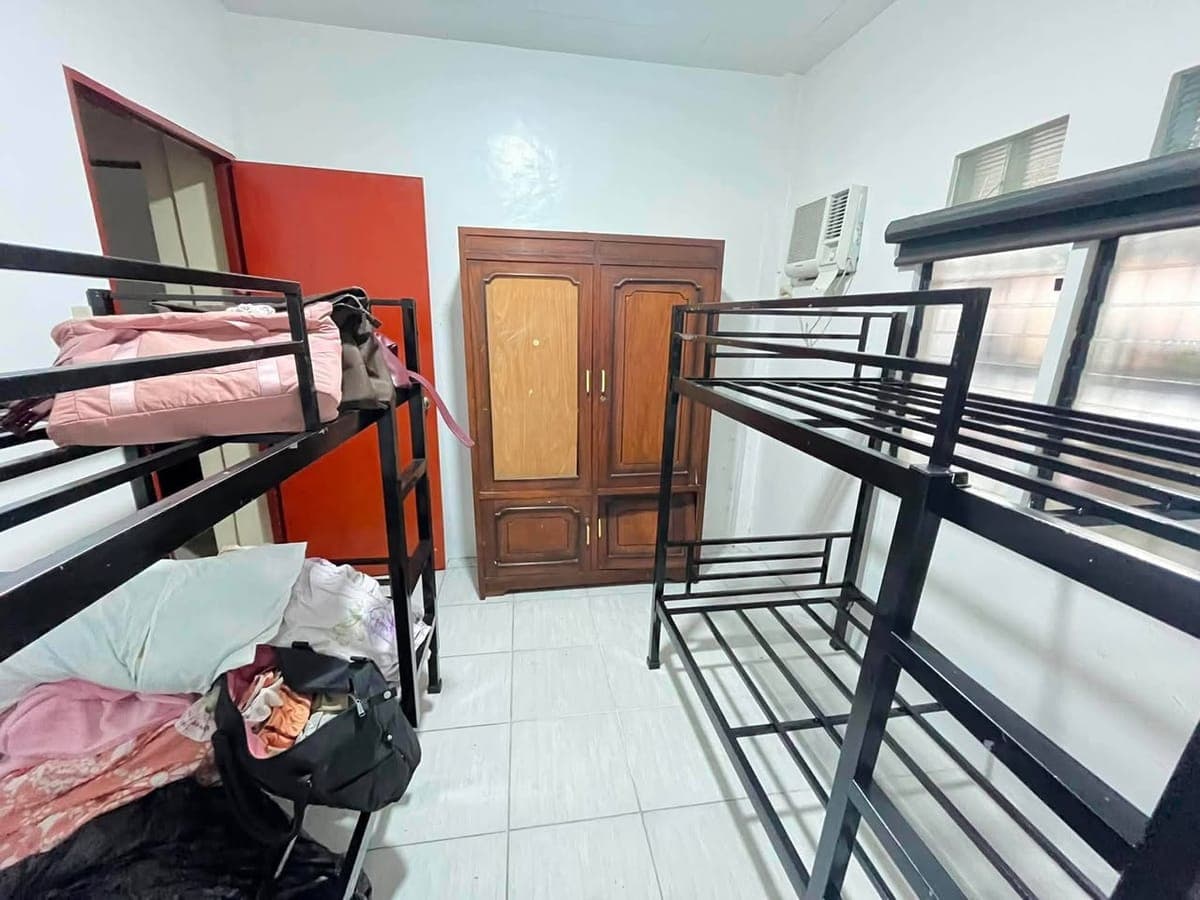 All female bedspace with AC - photo 2