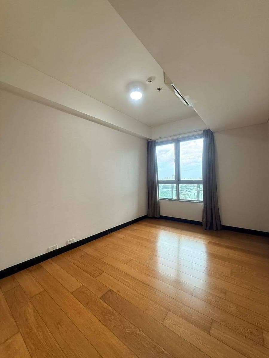 For lease: - photo 5