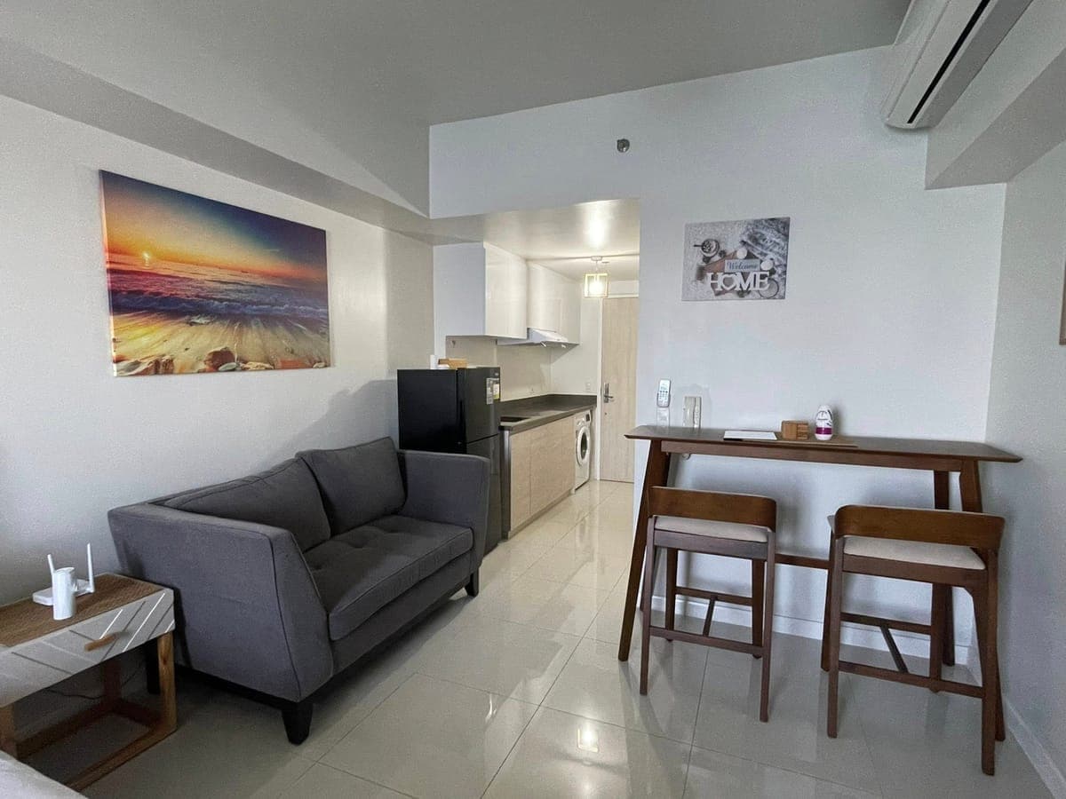 Mandani Bay Studio unit available for rent fully furnished with seaview . Pm if interested - photo 8