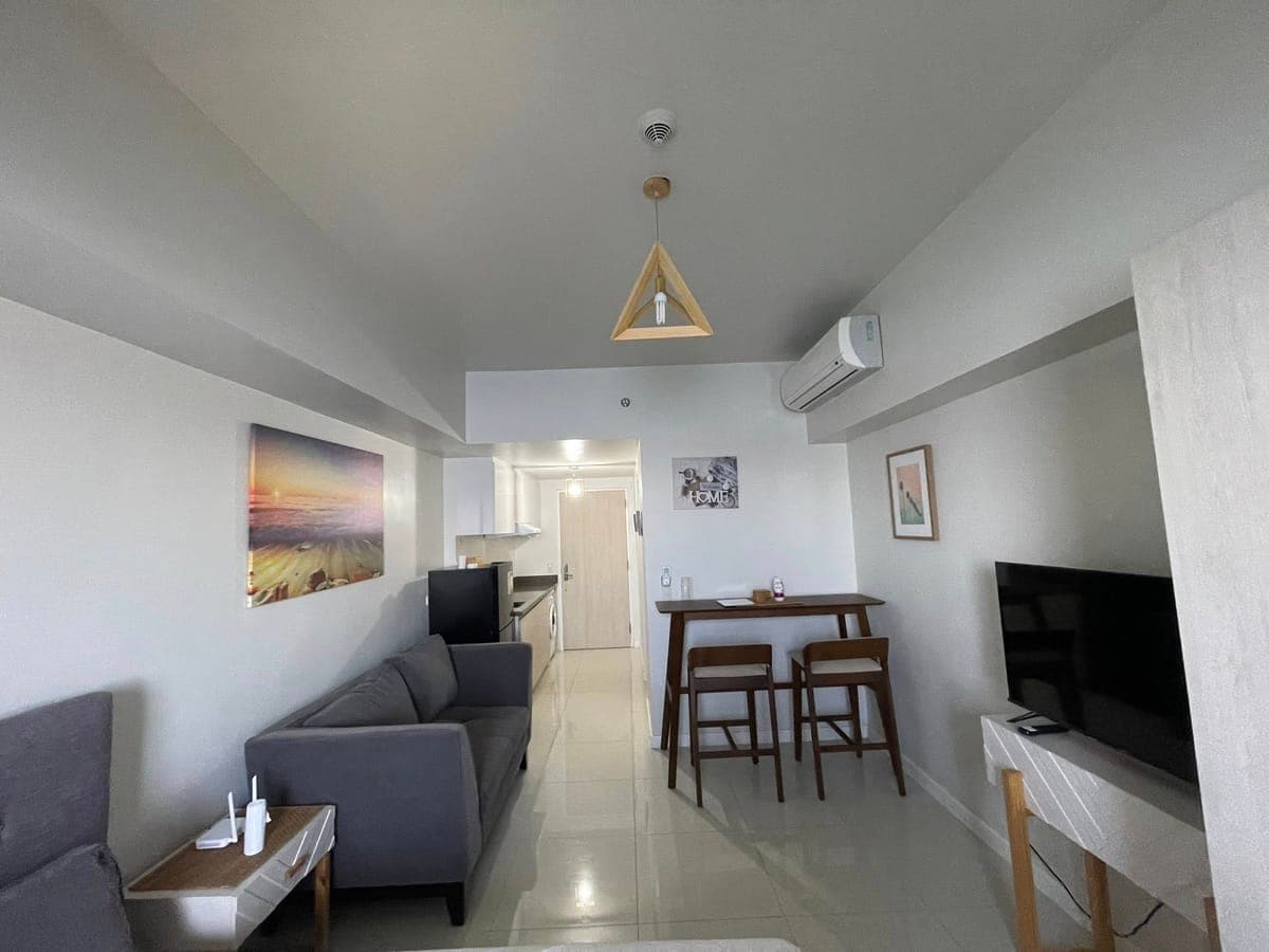 Mandani Bay Studio unit available for rent fully furnished with seaview . Pm if interested - photo 10