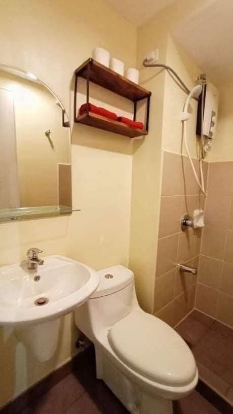 FOR RENT: Studio Unit at Avida Riala Tower 3 - photo 3