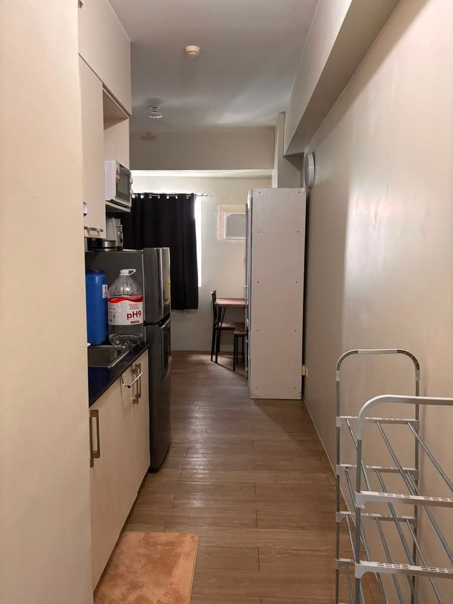 **CONDO – STUDIO TYPE AVAILABLE AUGUST 1****ST**** WEEK** - photo 2