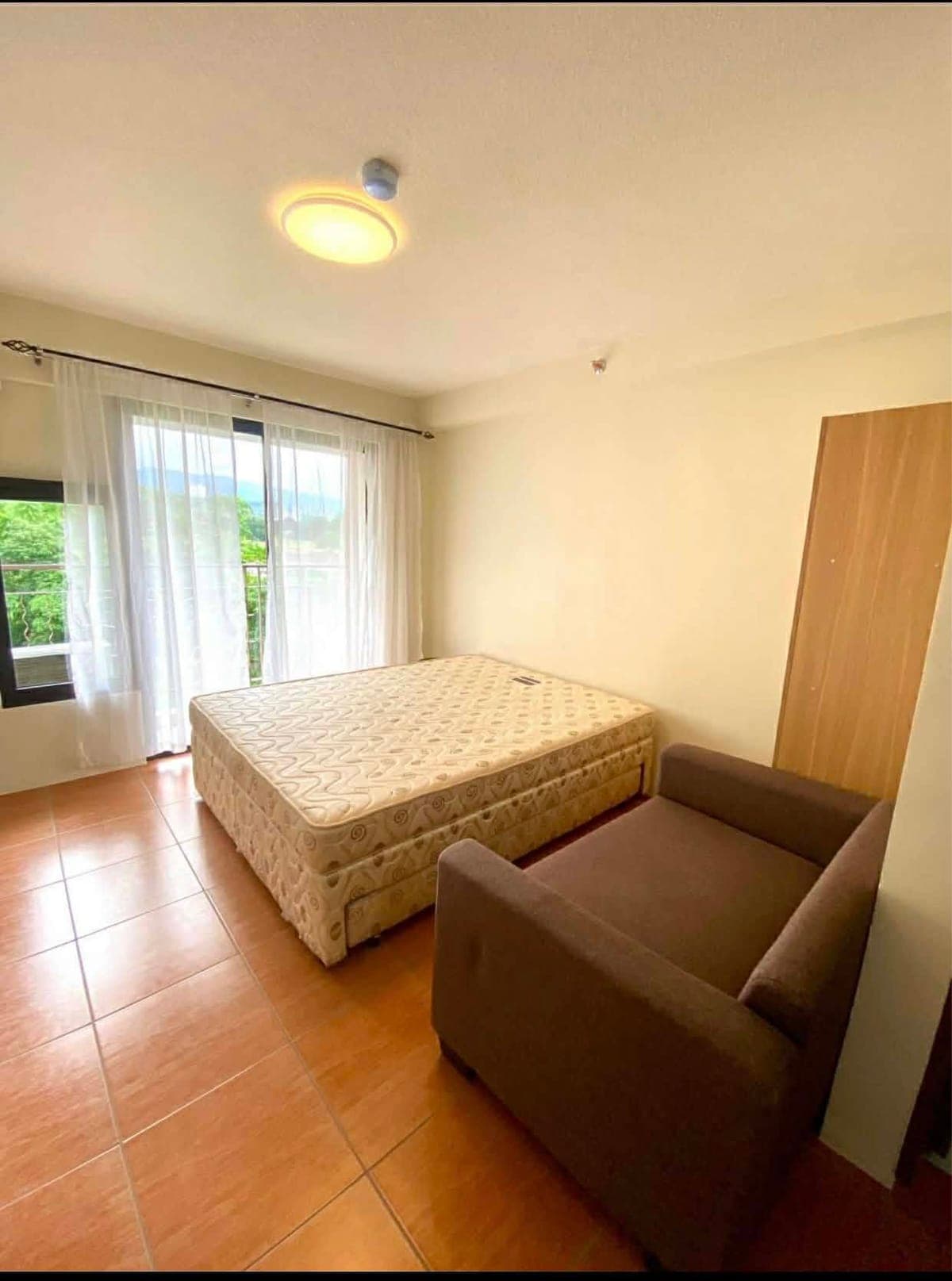 FOR RENT STUDIO UNIT!!! - photo 5