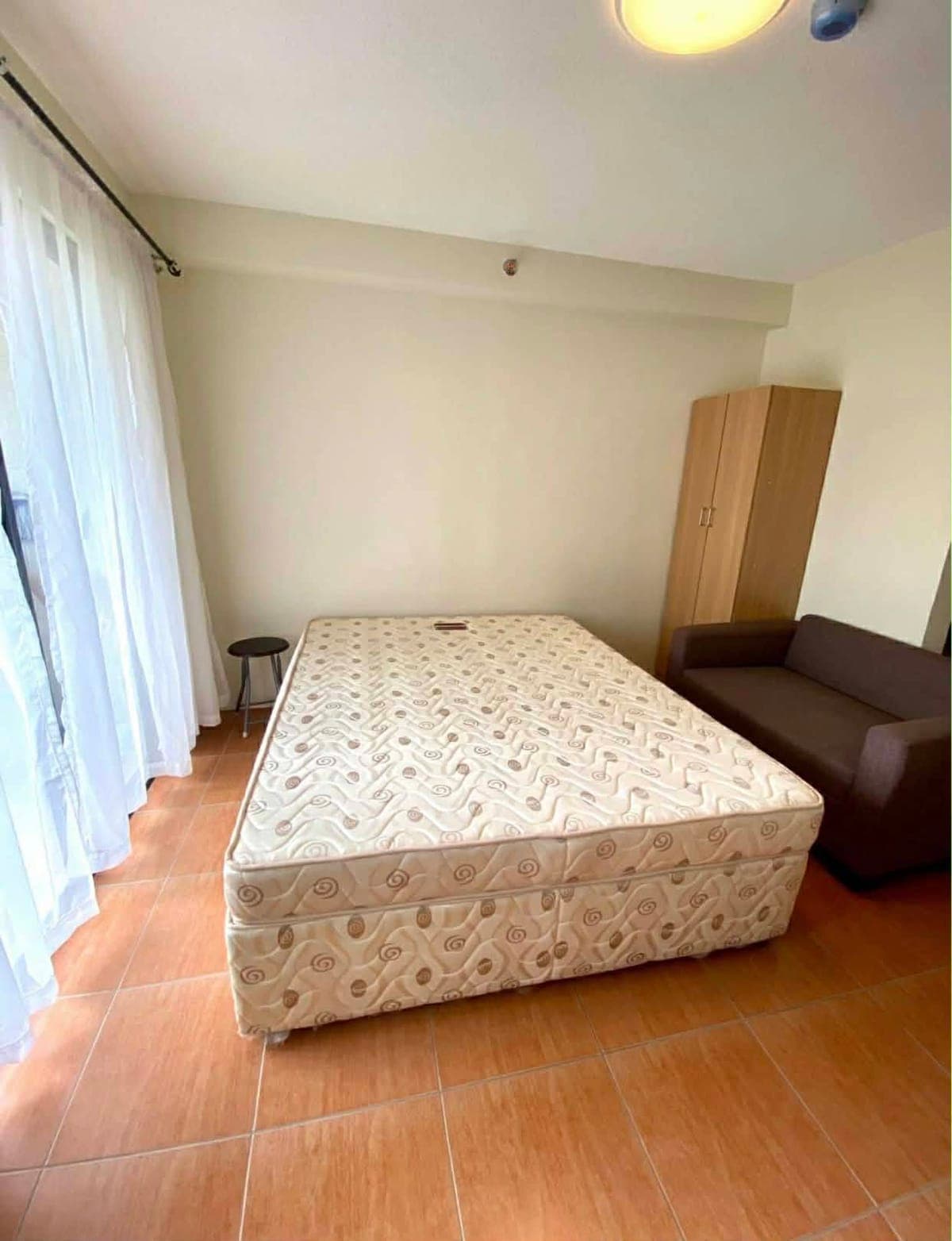 FOR RENT STUDIO UNIT!!! - photo 6