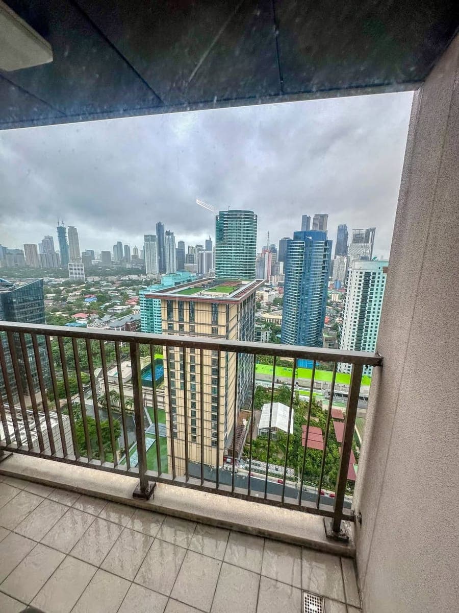 Property Name: Joya Lofts & Towers - photo 3