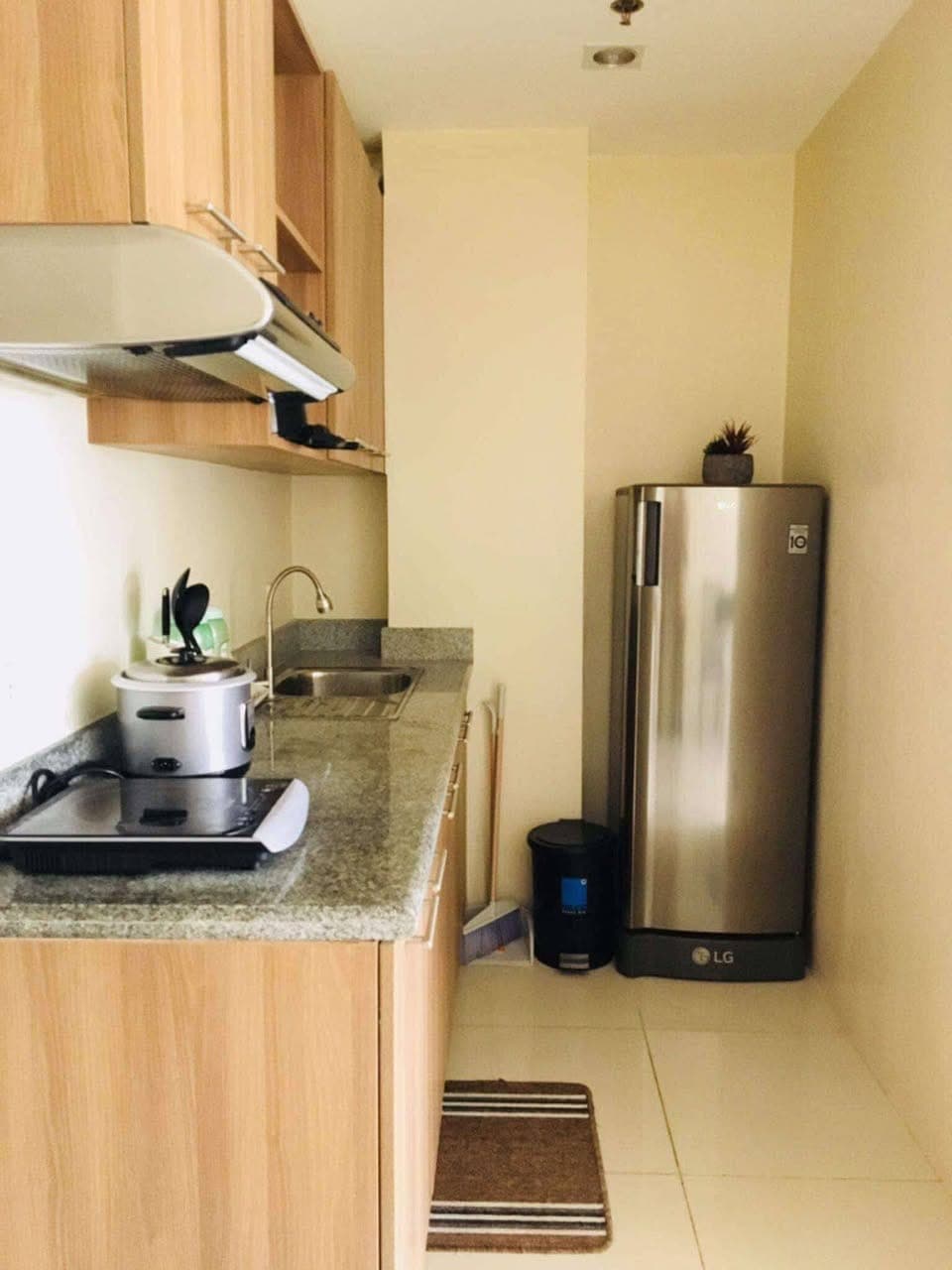 FOR RENT: 1-Bedroom Condo Unit❗️ - photo 1