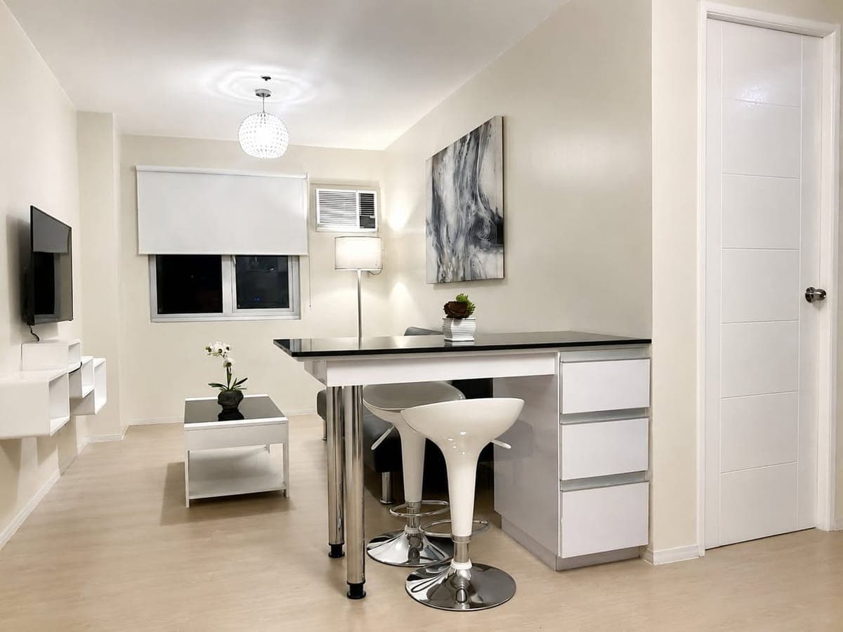 Avida Towers Cityflex BGC. Fully furnished 1 bedroom, 1 bathroom condo in Bonifacio Global City, Tag... - photo 1